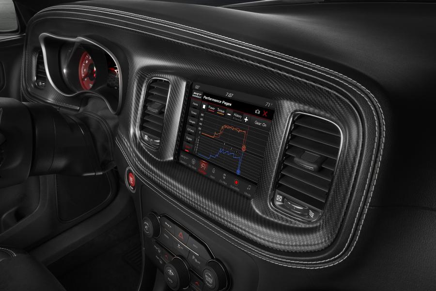 Детали интерьера Dodge Charger SRT Hellcat Widebody 2019 года  (фото 65 из 93)